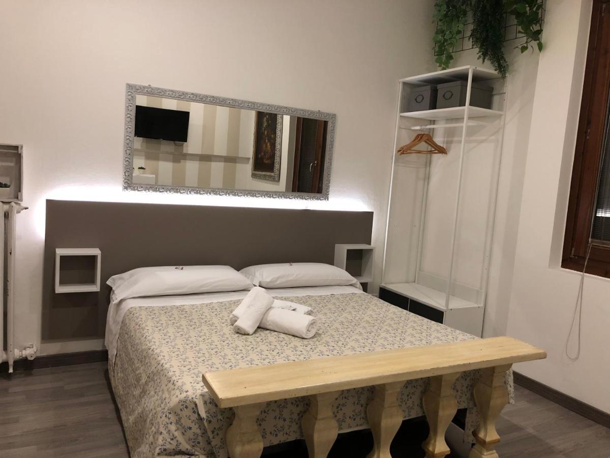 Rooms Giulietta E Romeo Верона Екстериор снимка